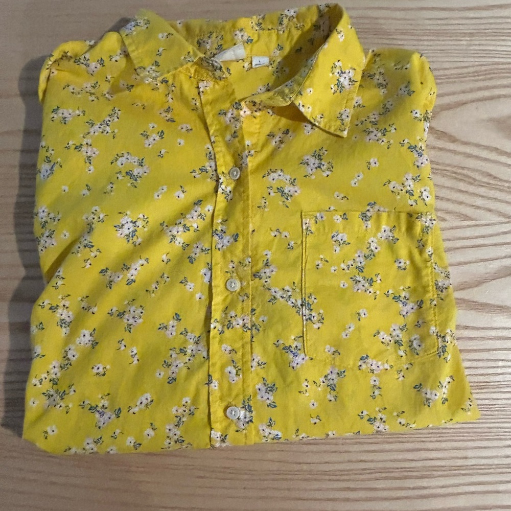 GAP Bright Yellow Floral Shirt. Size Large.